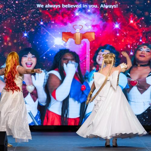 Sailor Galaxia and Princess Serenity from Sailor Moon
Cosplayers: Fancy Jen Cosplay and Grapefruit Cosplay
https://www.instagram.com/fancyjencosplay/
https://www.instagram.com/grapefruit_cosplay/