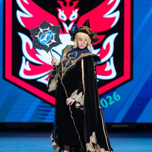 Truthless Recluse (Pure Vanilla Cookie) from Cookie Run: Kingdom
Cosplayer: Cameron
https://www.instagram.com/racc_oonss/