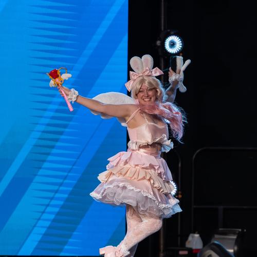 Usami from Danganronpa 2: Goodbye Despair
Cosplayer: Squish In Boots Cosplay
https://www.instagram.com/squishinboots/
https://www.tiktok.com/@squishinboots