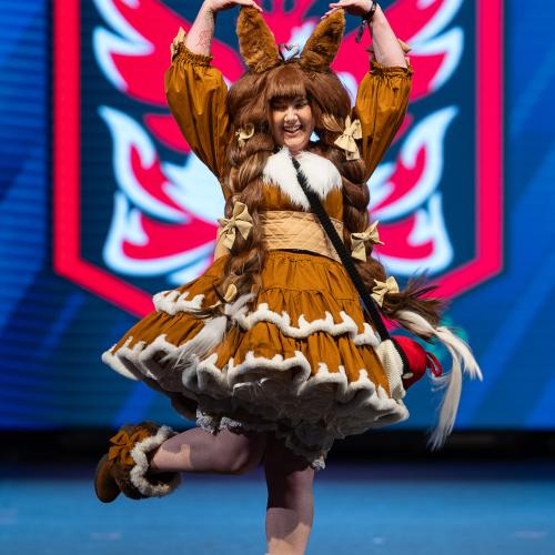 Eevee from Pokémon
Cosplayer: CrowThatCosplays
https://www.instagram.com/crowthatcosplays/
https://www.tiktok.com/@crowthatcosplays