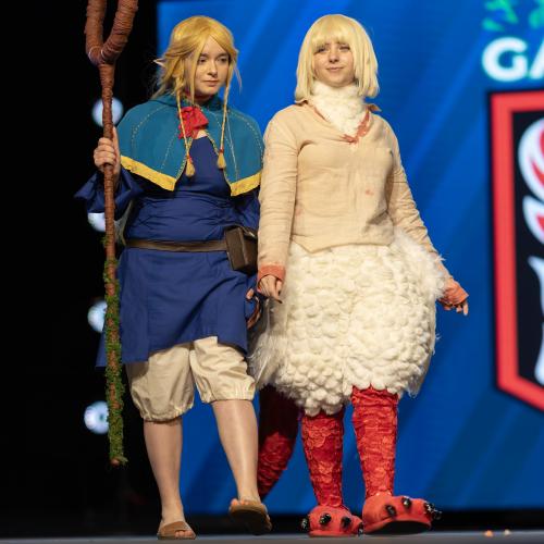 Falin and Marcille from Dungeon Meshi
Cosplayers: Bombeejester and Peeta
Bombeejeste: https://www.instagram.com/bombeejester/
Peeta: https://www.instagram.com/peeta_bret/