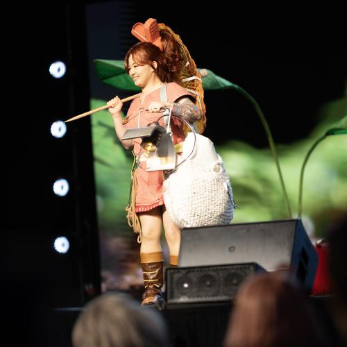 Eggliatina Harpsichord from The Borrowers (book Miyazaki based Secret World of Arrietty on), Arrietty Clock from The Secret World of Arrietty
Cosplayers: Quite-a-Riot Cosplay
https://www.instagram.com/quiteariot/
https://www.facebook.com/quiteariotcosplay
https://www.tiktok.com/@quiteariot.cosplay