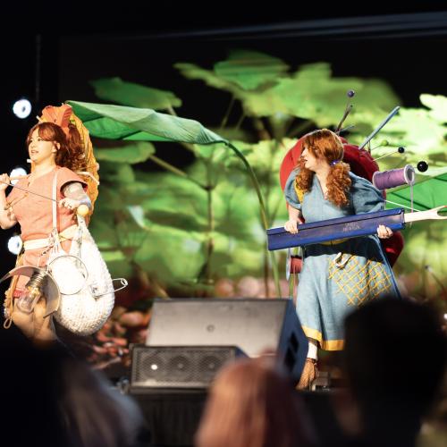 Eggliatina Harpsichord from The Borrowers (book Miyazaki based Secret World of Arrietty on), Arrietty Clock from The Secret World of Arrietty
Cosplayers: Quite-a-Riot Cosplay
https://www.instagram.com/quiteariot/
https://www.facebook.com/quiteariotcosplay
https://www.tiktok.com/@quiteariot.cosplay