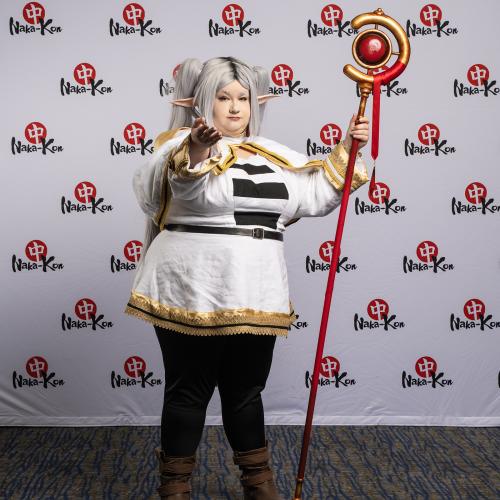 Frieren from Frieren: Beyond Journey's End
Cosplayer: Hamster Daydream
https://www.instagram.com/hamster.daydream/